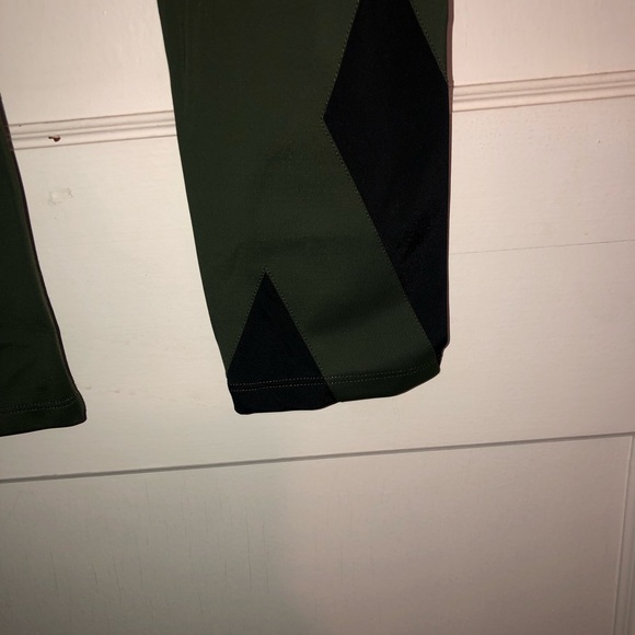 ✨⚠️LIKE NEW AARMY CHELSEA LUXURY GREEN ATHLETIC LEGGINGS SIZE M YOGA WOR… - Picture 8 of 8